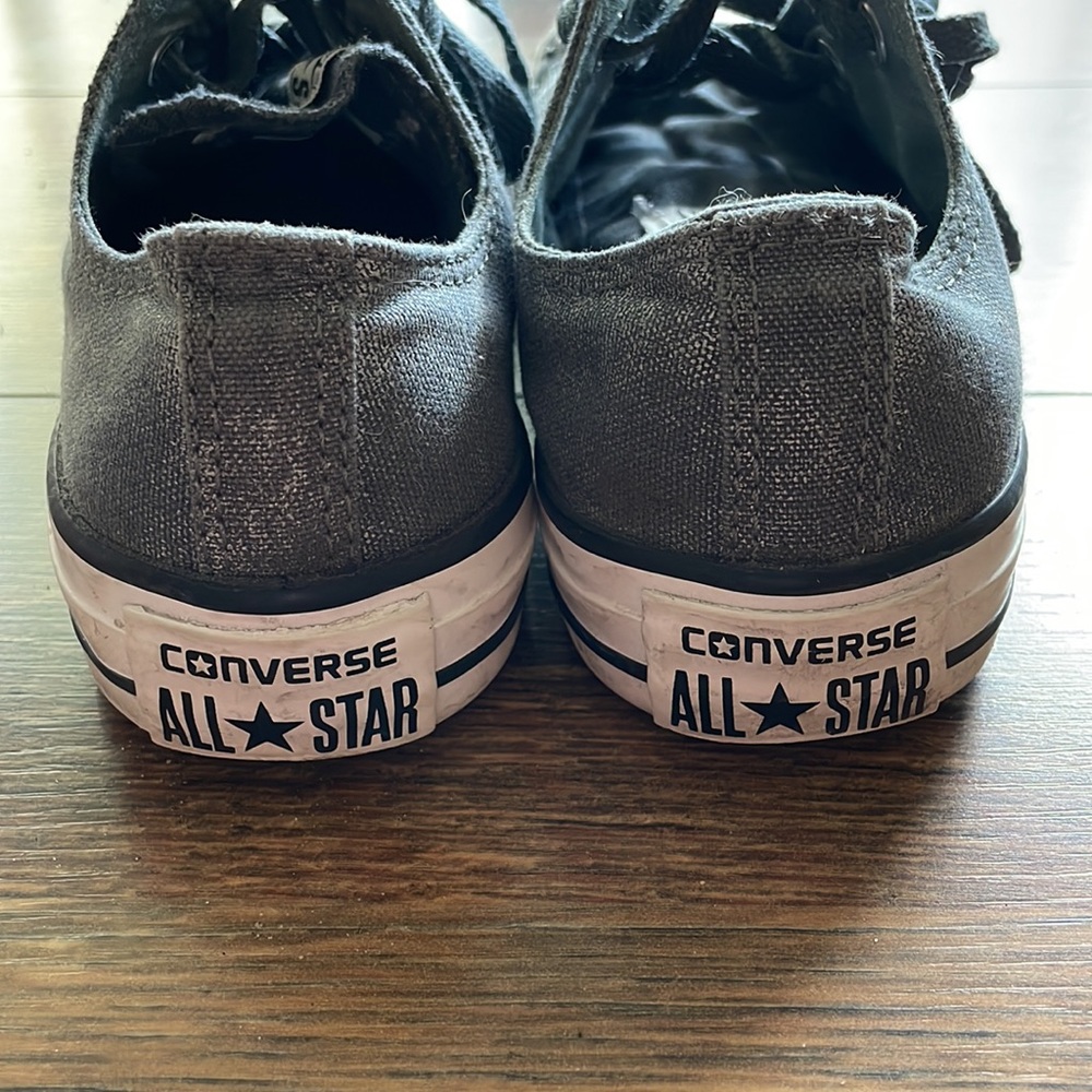 Grey converse - Picture 2 of 5